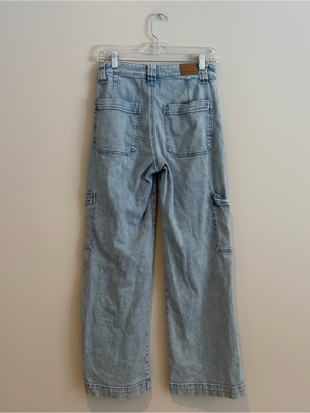 American Eagle Outfitters Super High Rise Baggy Wide Leg Cargo Jeans Size 2 - Picture 2 of 9
